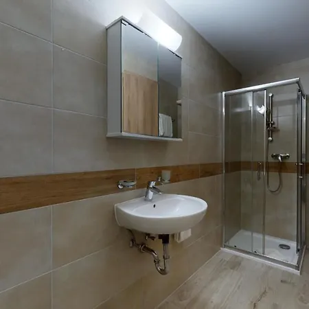 דירה Furnished Studio #502 - Swiss *
